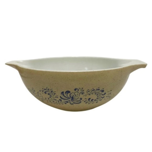 Pyrex Homestead Cinderella Bowl #444 - Tan & Blue - Picture 1 of 6